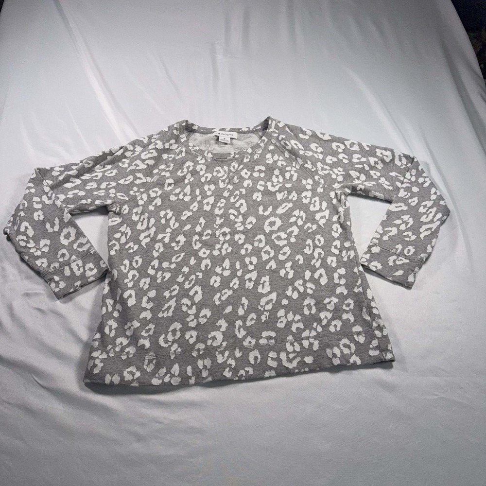 Liz Claiborne Womens Leopard Print Pullover Sweater Gray White Casual Cozy M